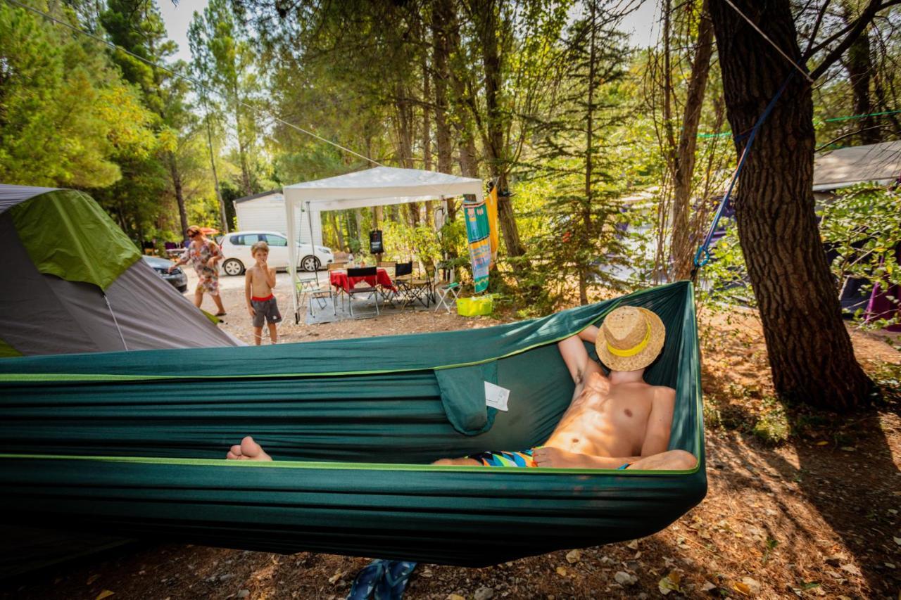 Camping La Peiriere Tuchan Exterior photo